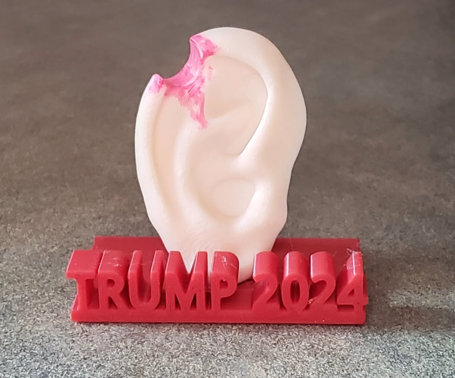 2024 Trump Eara