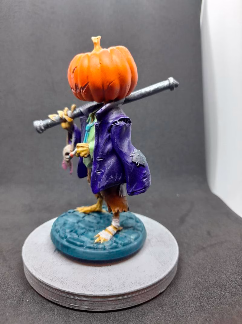 Pumpkin Scarecrow - Image 3